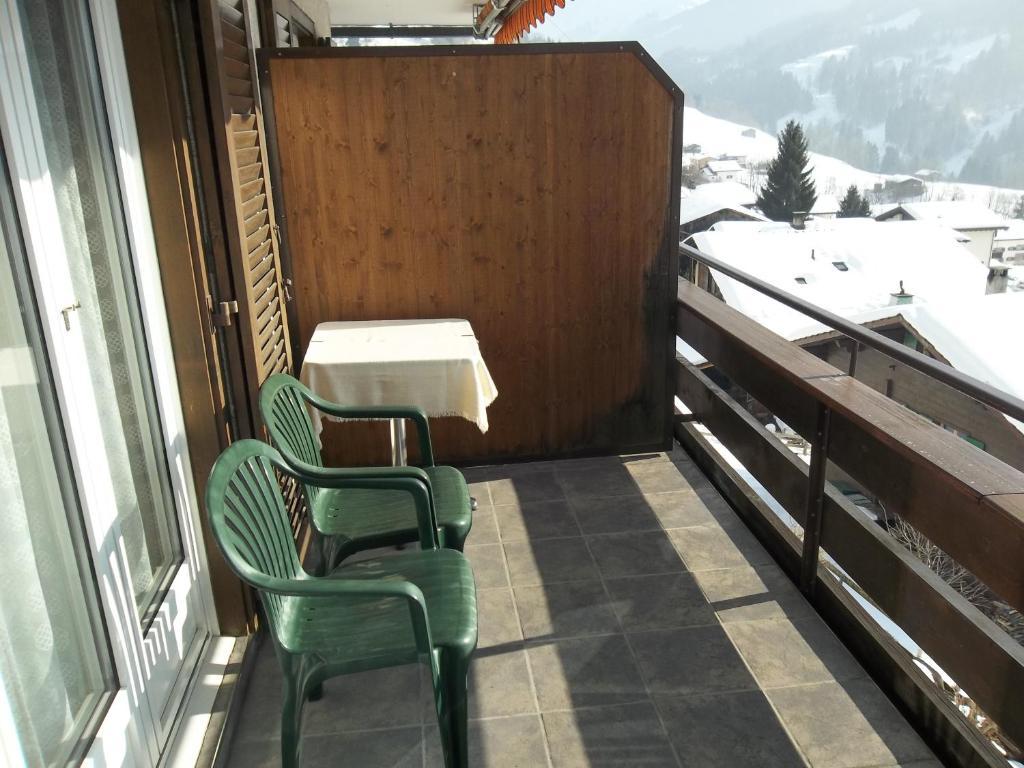 Hotel Old-Jnn Saas im Prattigau Habitación foto