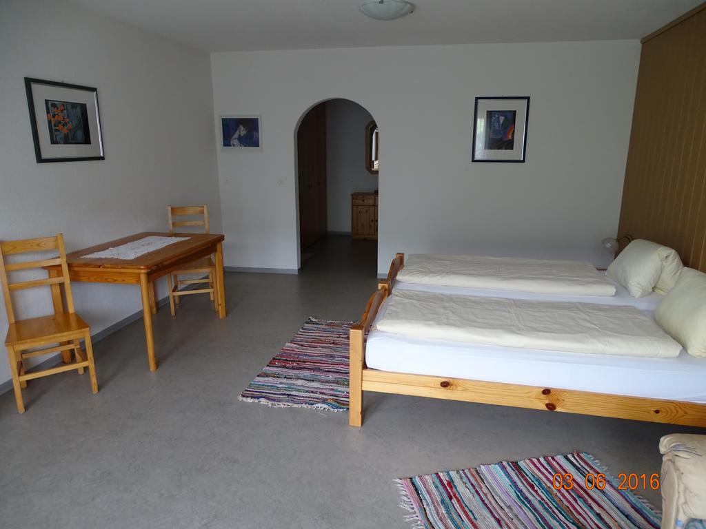 Hotel Old-Jnn Saas im Prattigau Habitación foto